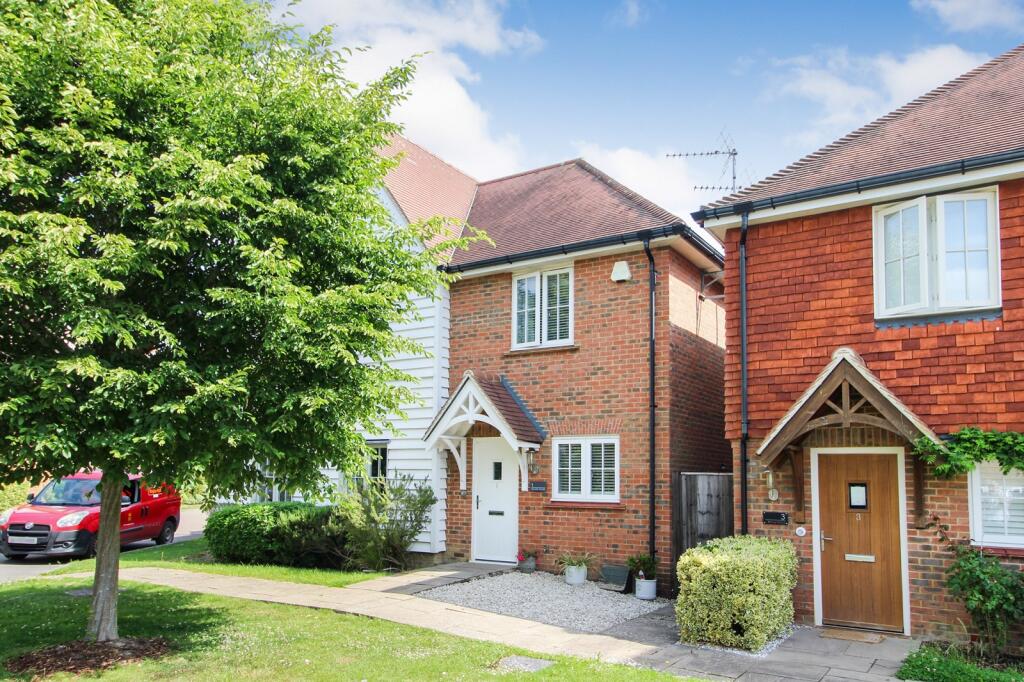 Main image of property: Willow Place, Barns Green, Horsham, West Sussex. RH13 0BA
