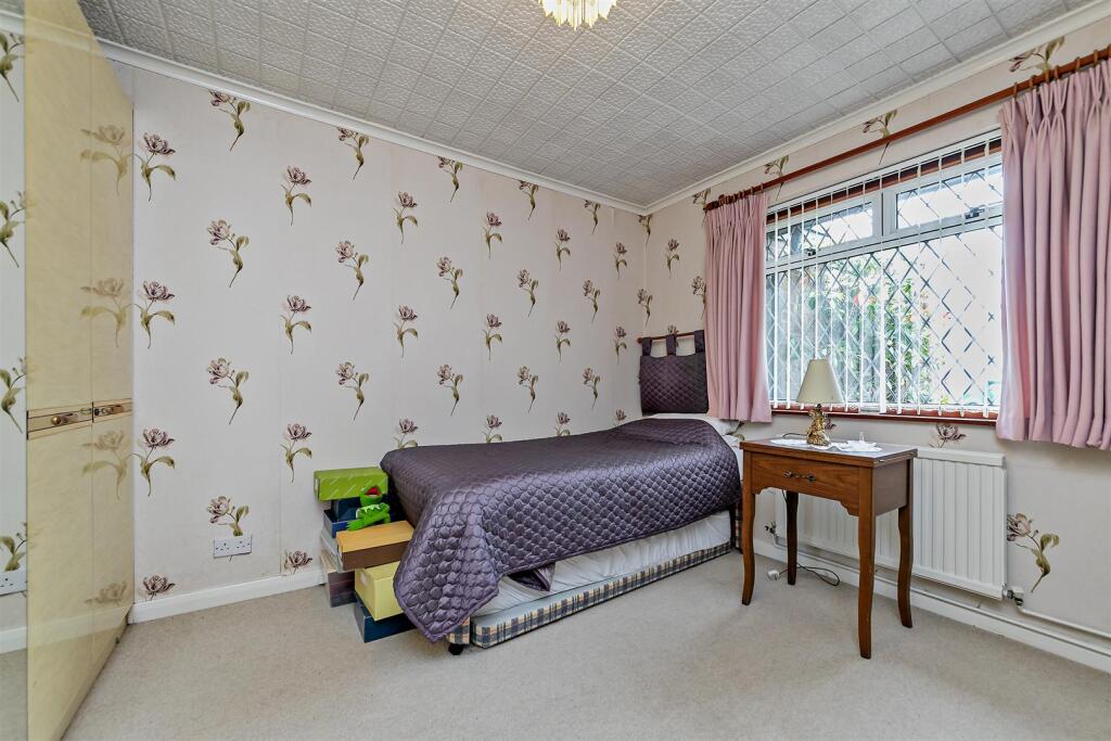 Additional image 12 of Mayflower Road, Park Street, St. Albans