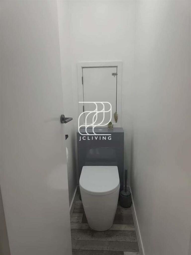 1 bedroom house share for rent