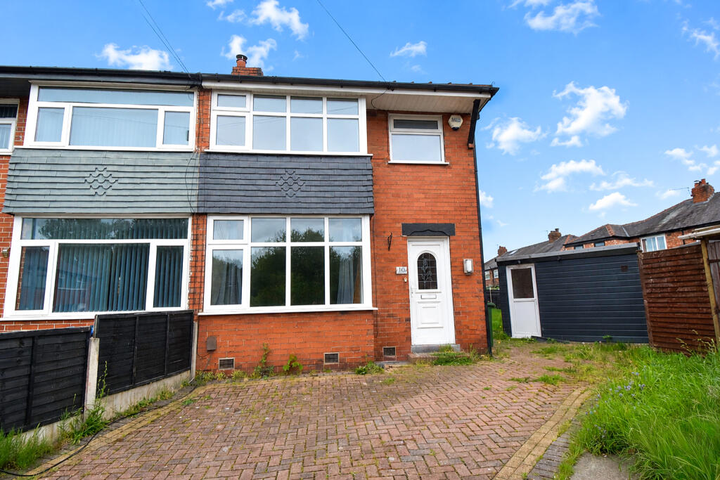 Main image of property: Broadway Close, Davyhulme, M41