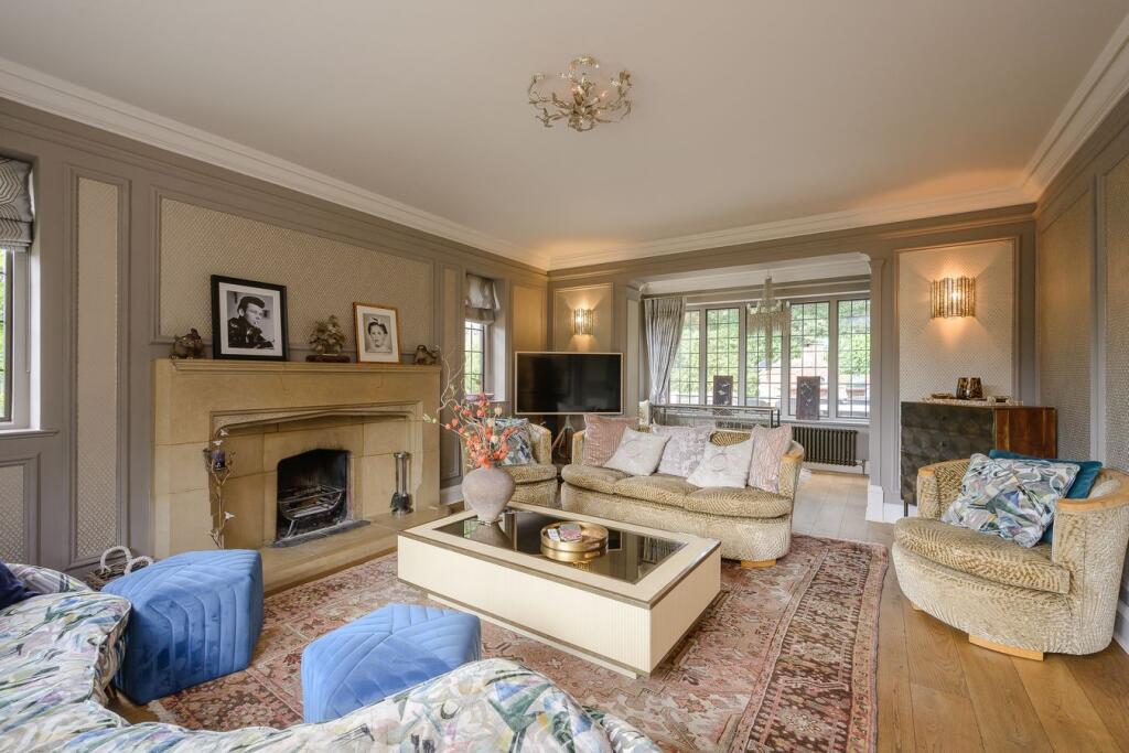 Goldrings Road, Oxshott, Leatherhead, KT22 photo 4