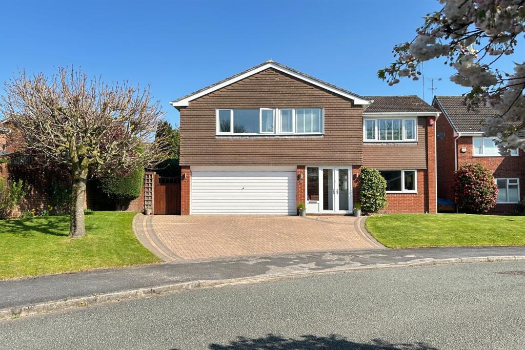 Main image of property: Selkirk Drive, Holmes Chapel