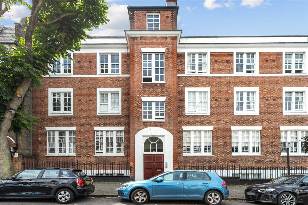 Apartment in London - View 2
