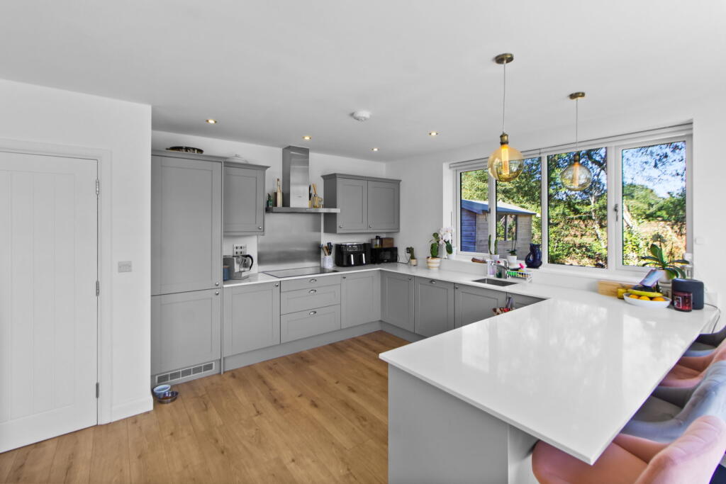 House in Tandridge, Limpsfield - View 3