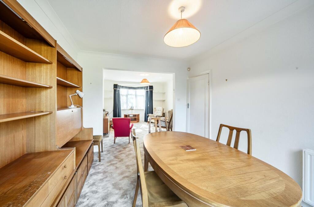 House in Harrow - View 4