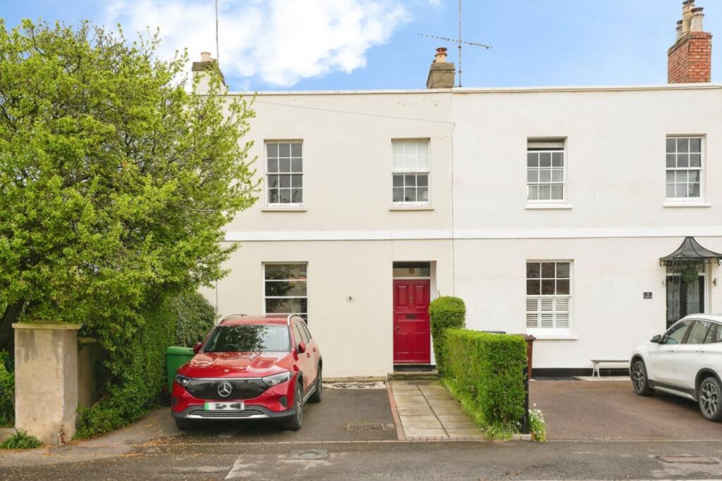 Main image of property: Carlton Street, Cheltenham, Gloucestershire, GL52