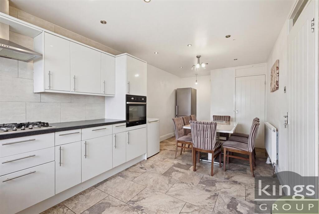 Old Road, Enfield London – pohled 6