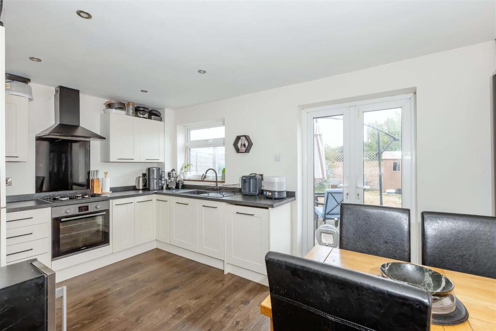 House in Brighton - View 4