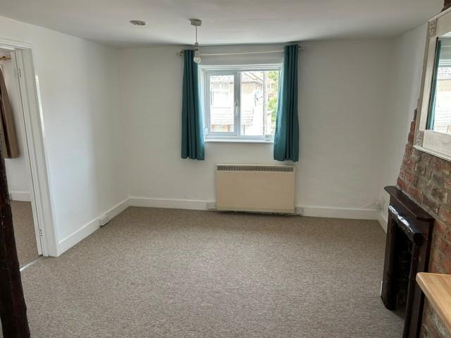 Apartment in Ludgershall, Wiltshire - View 4