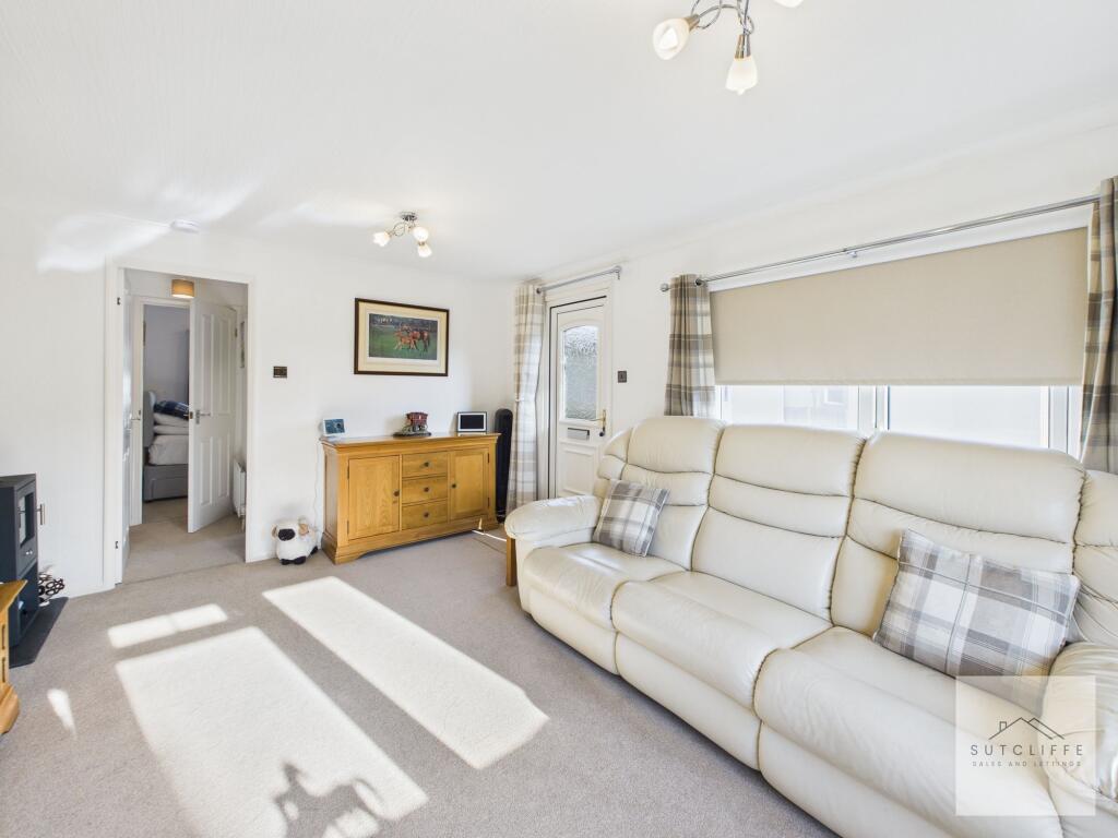 Lancaster New Road, Cabus, PR3 - More