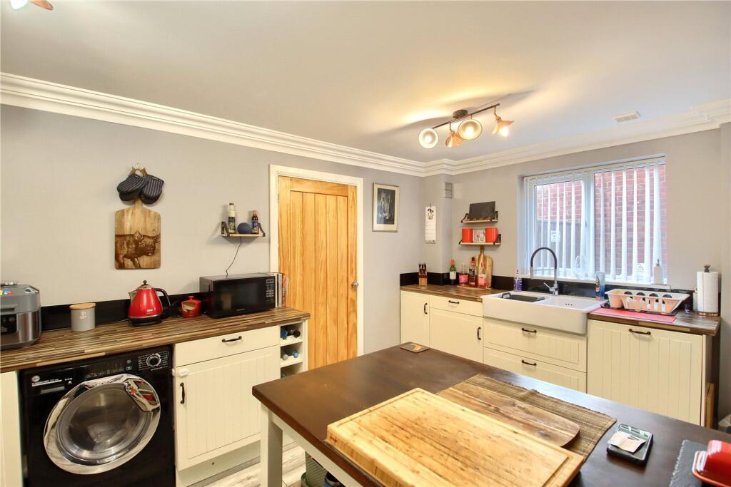 House in Thornaby-on-Tees, Thornaby - More