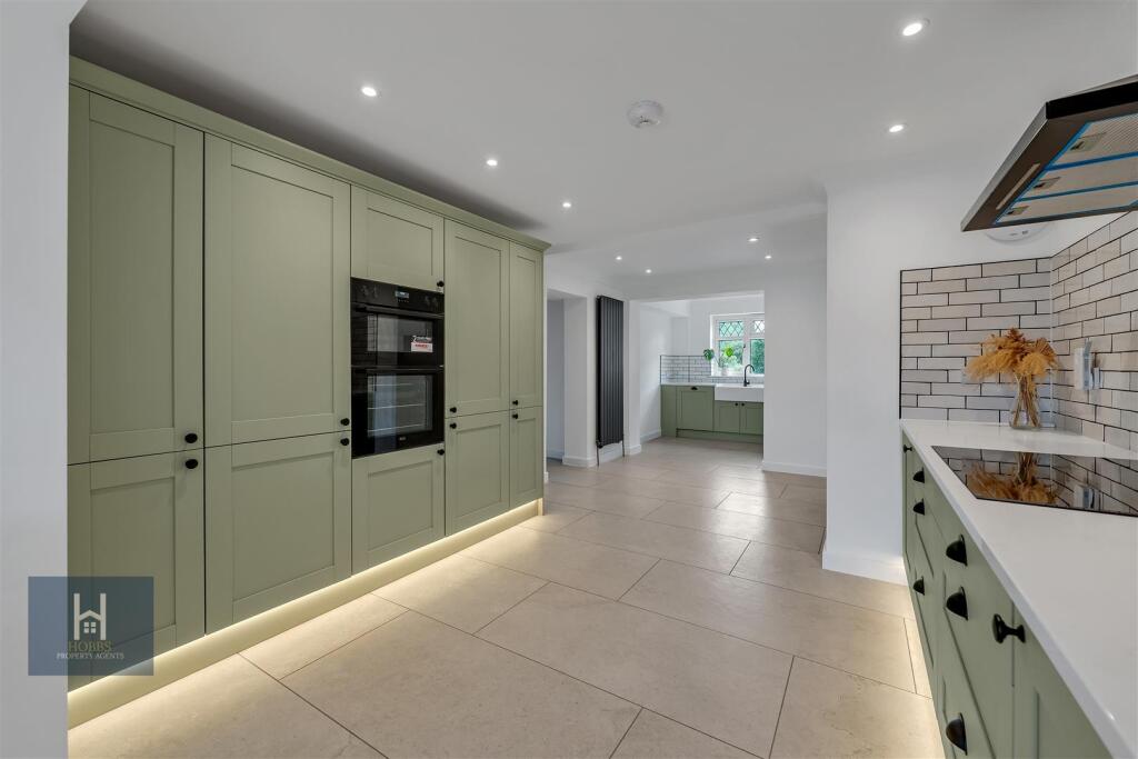 House in Bristol, Sodbury - View 5