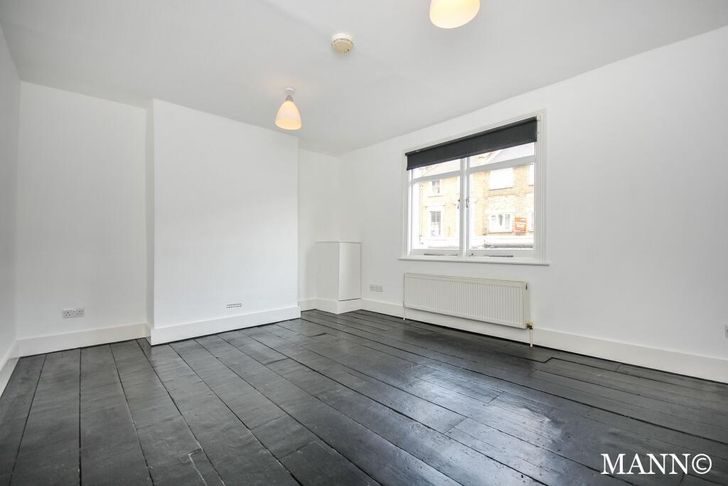 Main image of property: Lee High Road, Lewisham, SE13