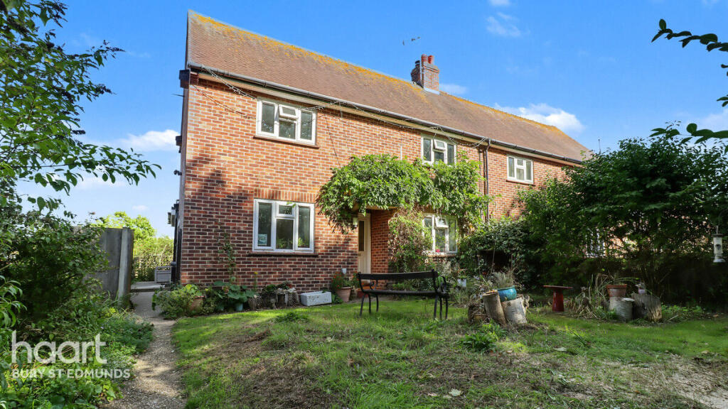 3-bed semi-detached on St Georges Road, Stowlangtoft, Bury St Edmunds, £290,000