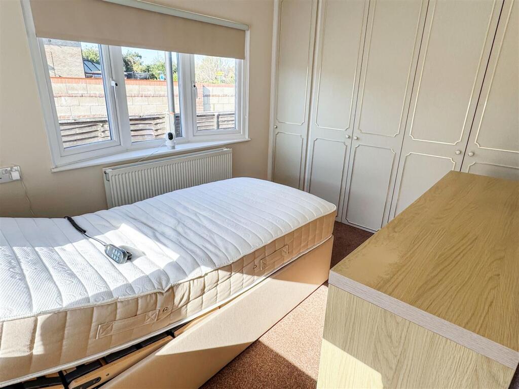 Main Road, Yapton, Arundel - View 5