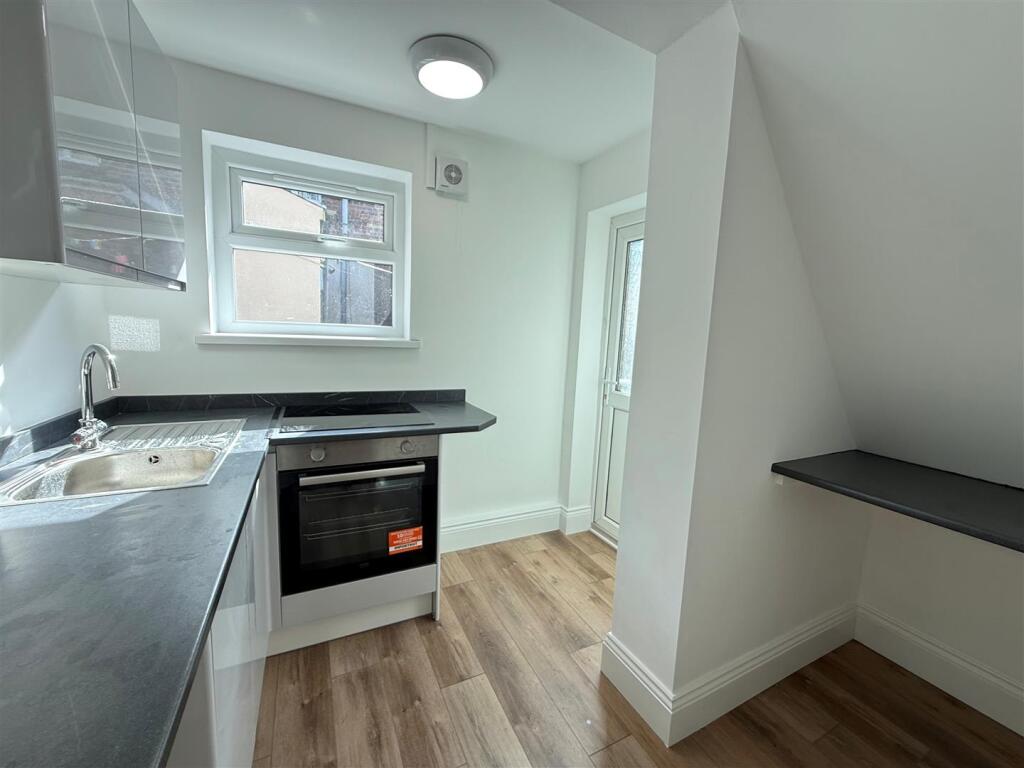 House in Scarborough, North Yorkshire - View 3