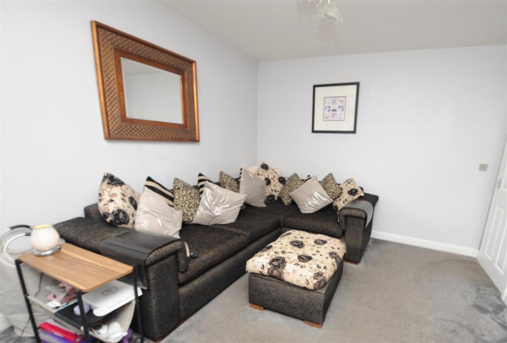 Additional image 5 of Cyprus Avenue, Thackley, Bradford