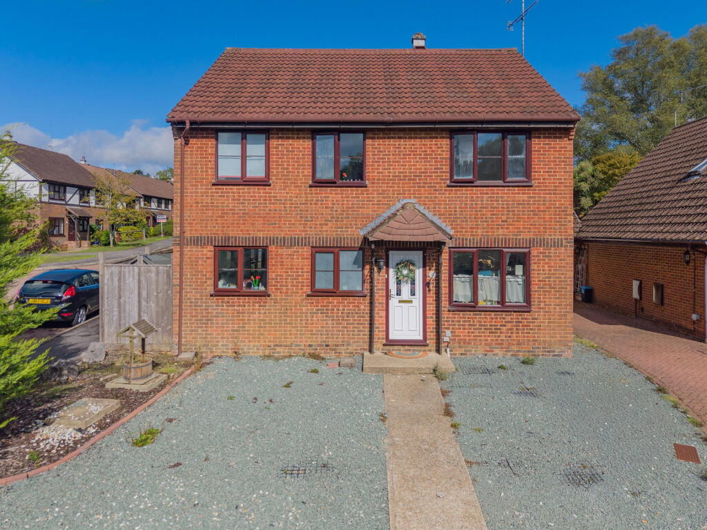 Main image of property: The Farthings, Crowborough, TN6 2TW