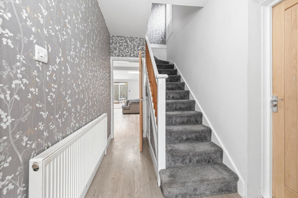House in Leeds, West Yorkshire - More