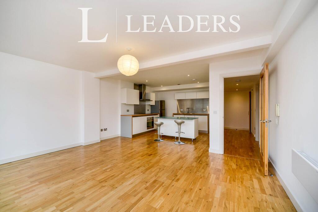 Apartment in Brighton - View 4