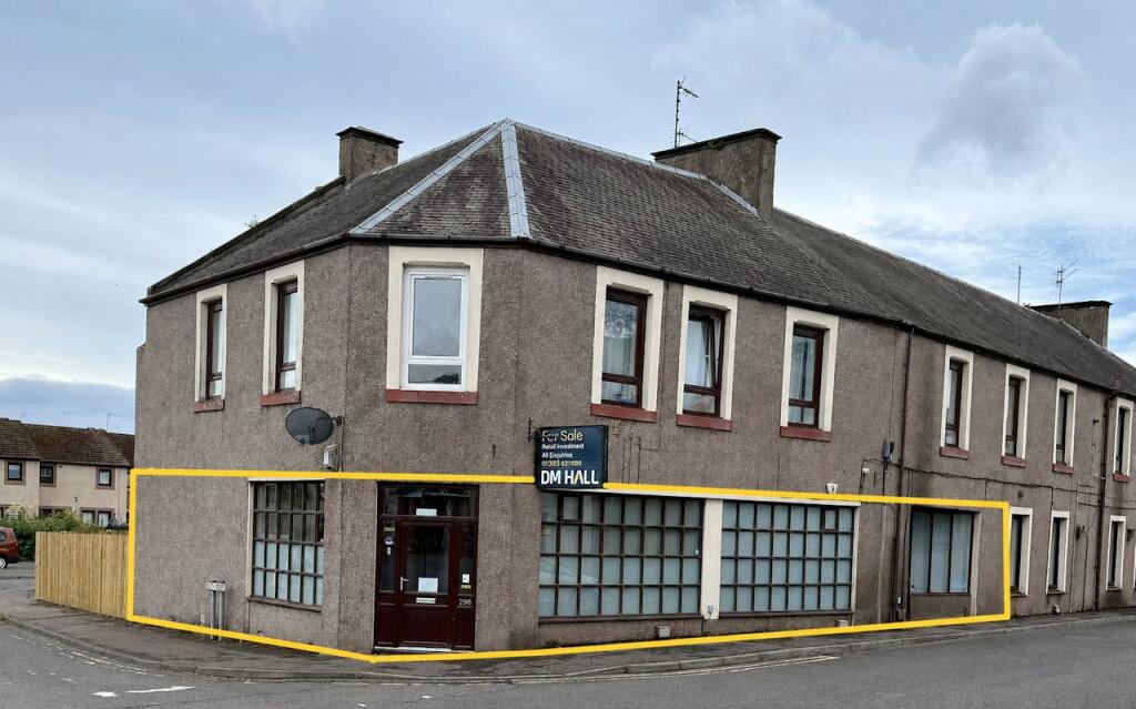 Main image of property: 296 - 298, High street, Methil, KY8 3EJ