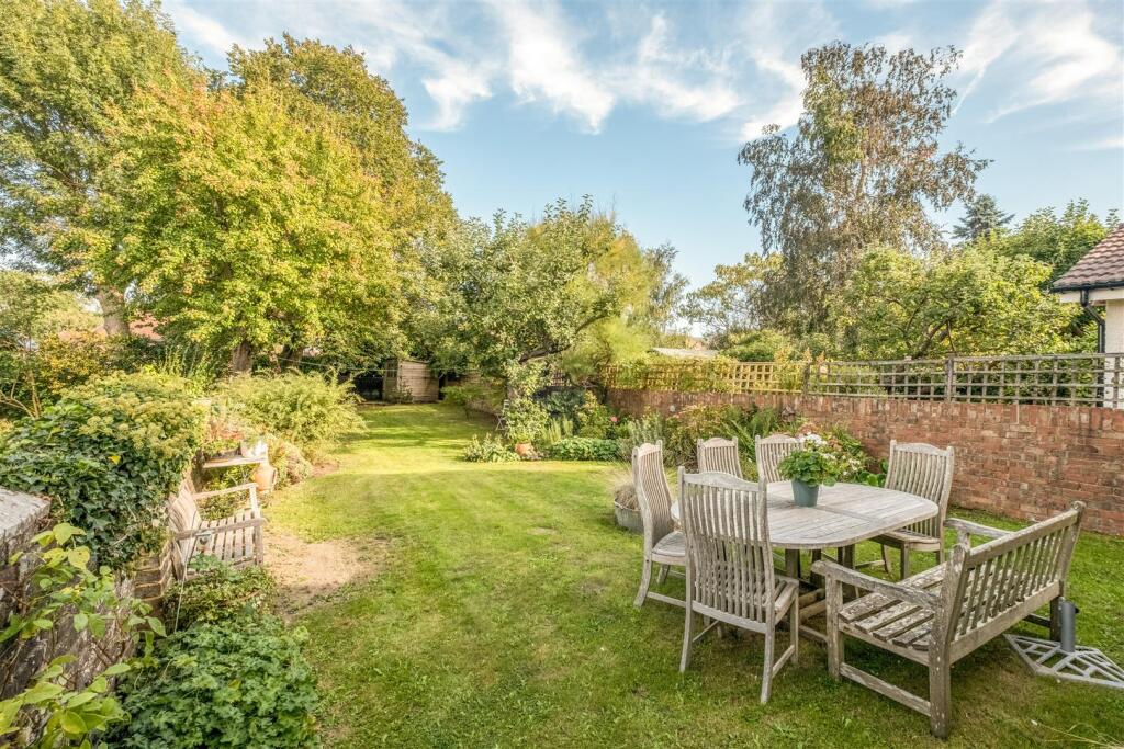 Woodsland Road, Hassocks photo 2