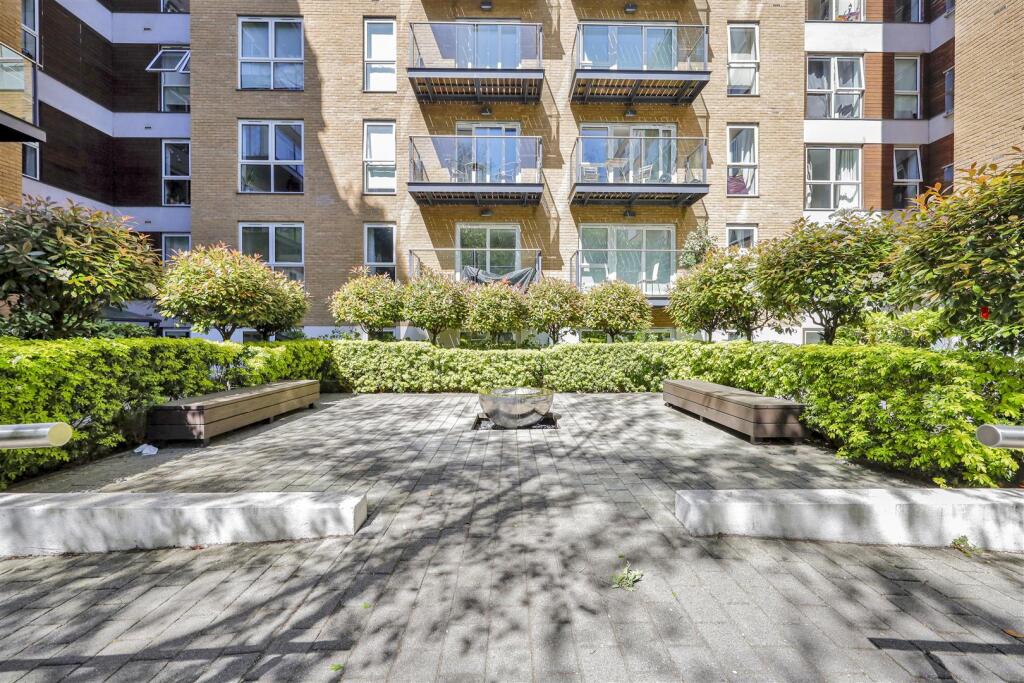 Apartment in London - View 4