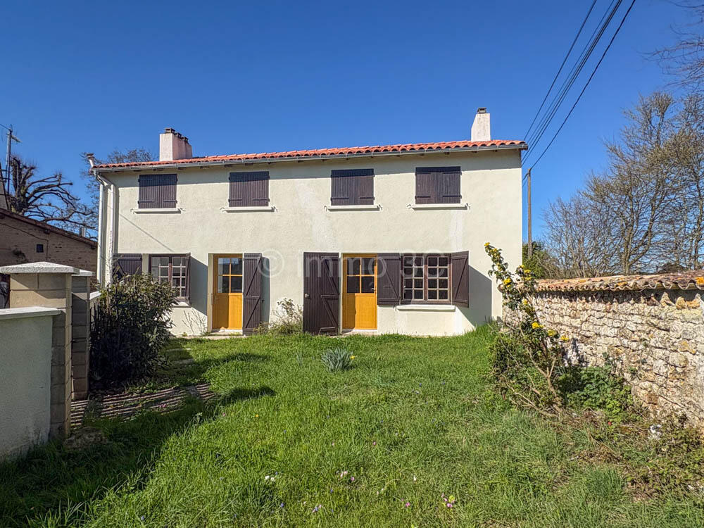 Main image of property: Poitou-Charentes, Deux-Sèvres, Sauzé-entre-Bois