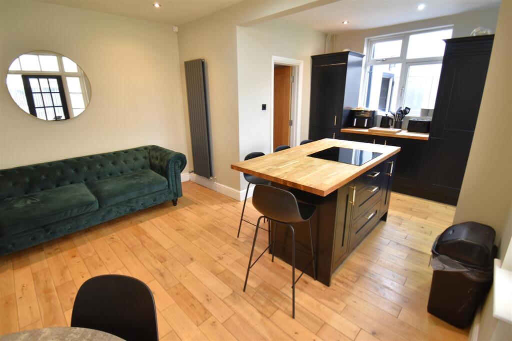 House in Bristol - More