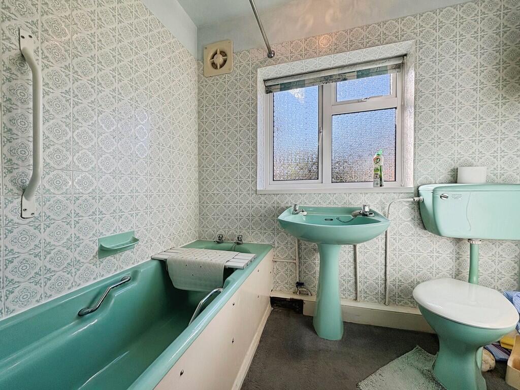 Additional image 9 of Lingfield Avenue, Yeovil