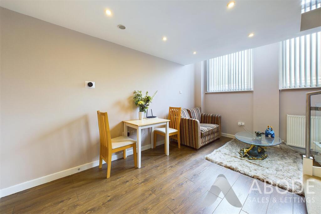 St James Court, Grants Yard, Burton-On-Trent DE14 1BD - View 5