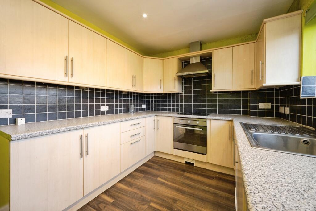 Apartment in Milton Keynes - View 4