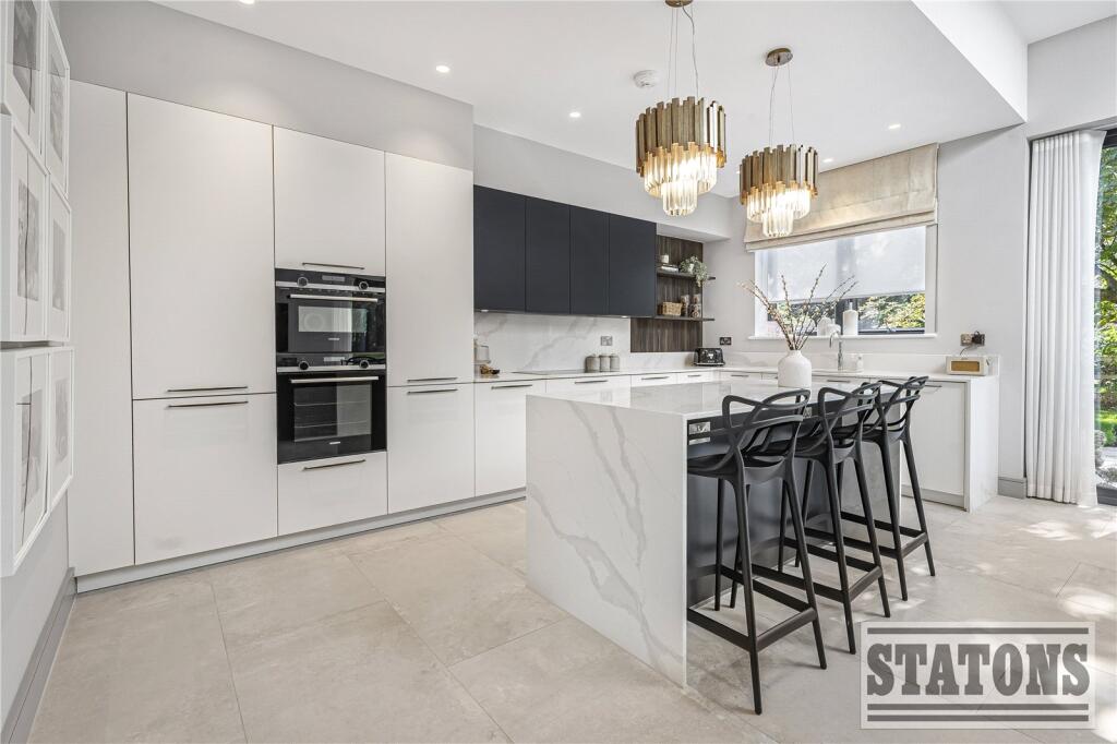 Additional image 9 of High Road, Essendon, Hatfield, Hertfordshire, AL9