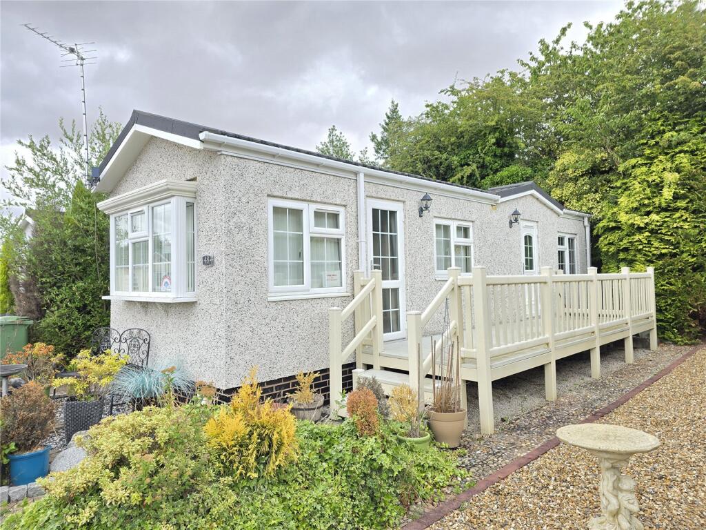 Main image of property: Amington Park, Amington, Tamworth, Staffordshire, B77