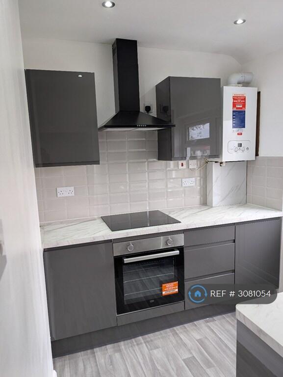 Apartment in London - View 2