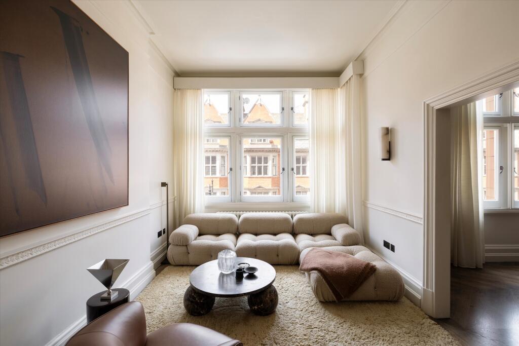 Apartment in London - More