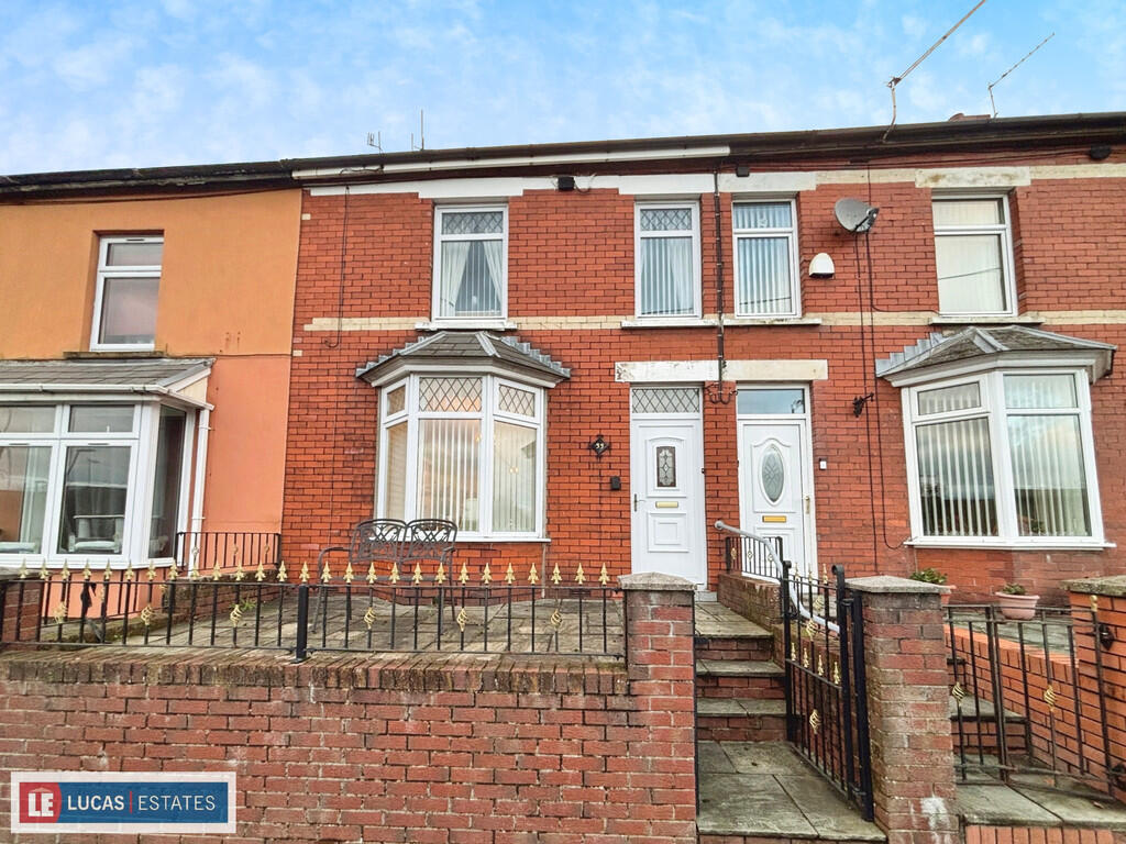 2-bed terraced on Pengam Road, Ystrad Mynach, Hengoed, £150,000