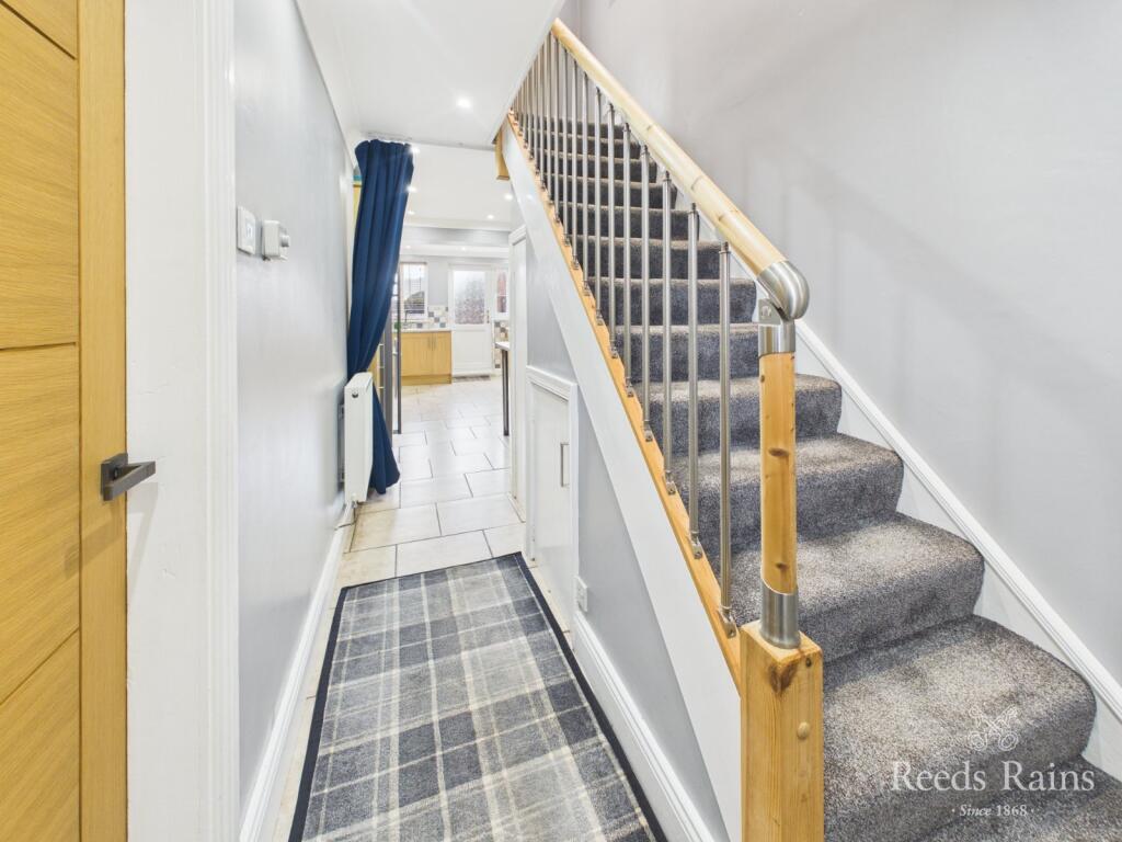 Woodhouse Road, Guisborough, North Yorkshire, TS14 photo 3