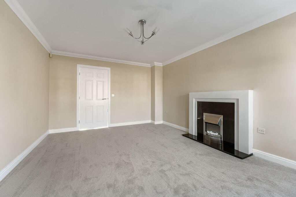 House in Grimsby, Healing - View 5