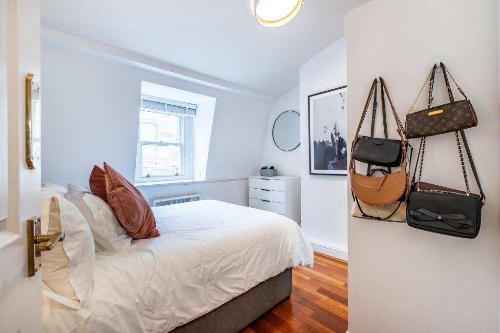 Apartment in London - View 4