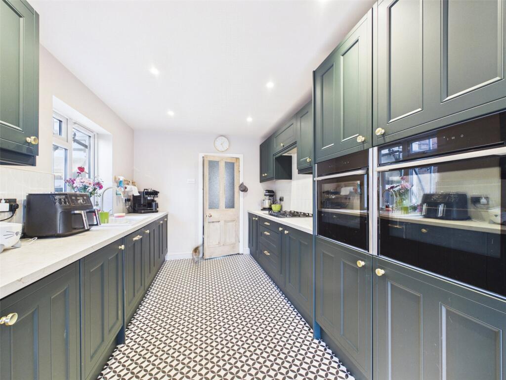 House in Gloucester, Gloucestershire - View 3