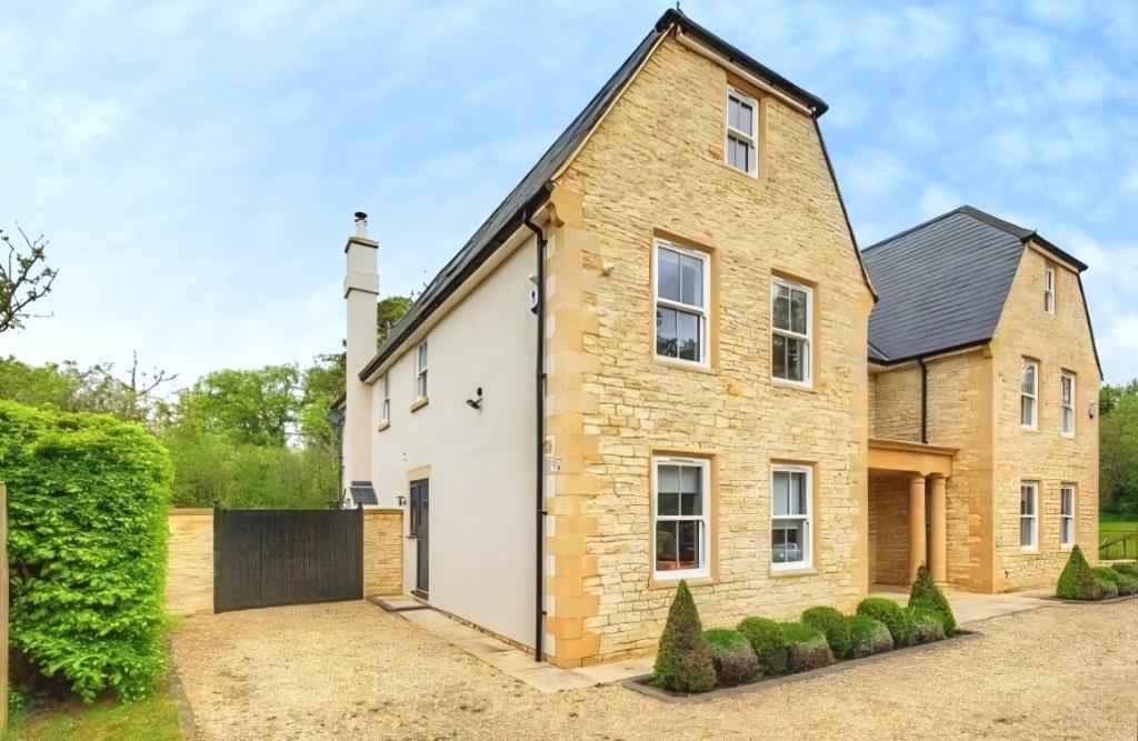 Main image of property: Oxford Road, Frilford, OX13