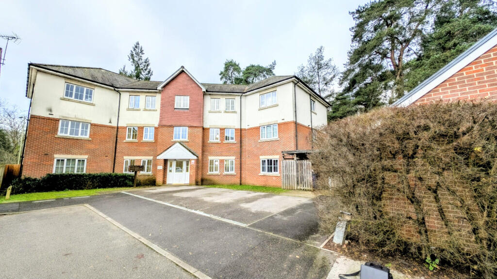 Main image of property: Royal Drive, Bordon, Hampshire, GU35