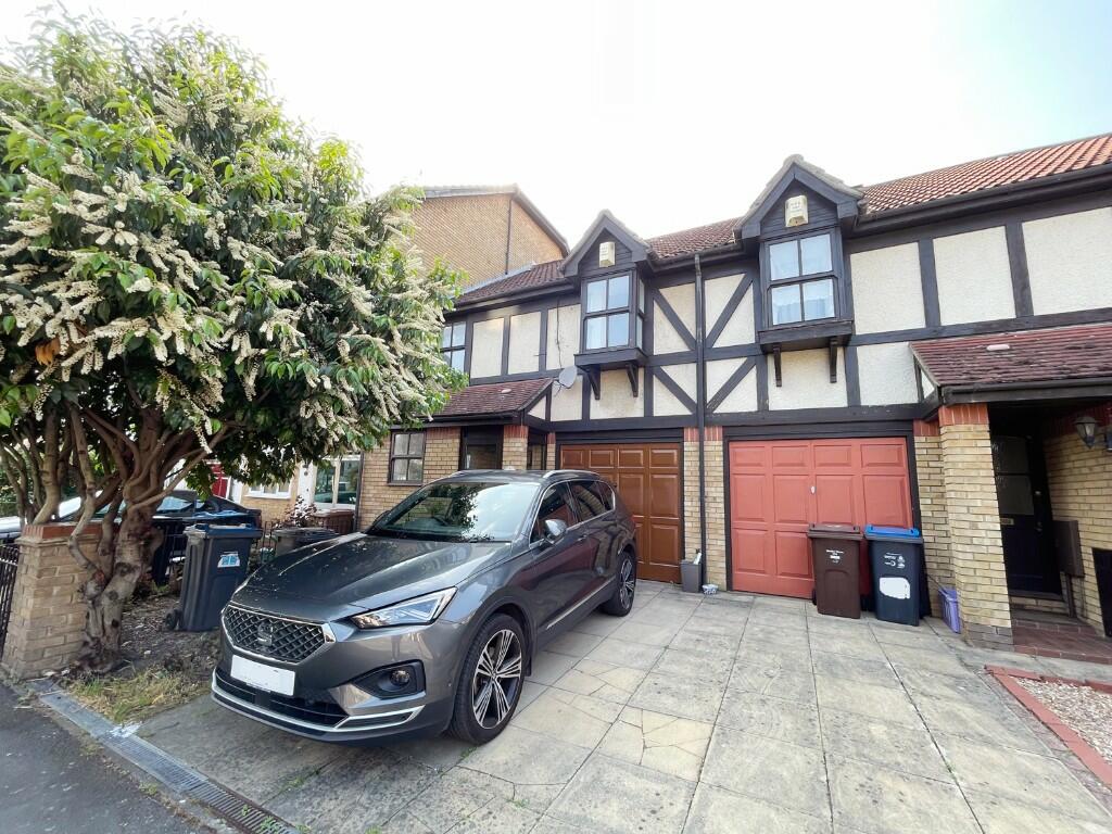 Main image of property: Mortlake Drive, Mitcham, Surrey, CR4