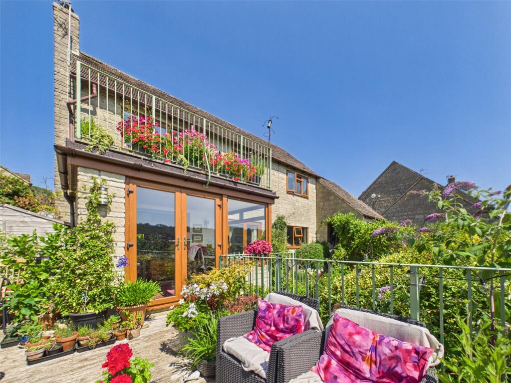 Main image of property: Peghouse Rise, Stroud, Gloucestershire, GL5
