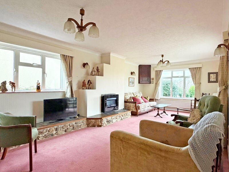 Pine Park Road, Honiton photo 2