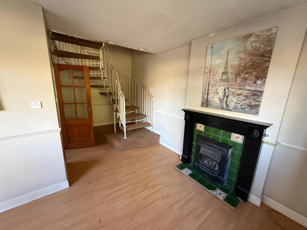 1 bedroom end of terrace house for rent