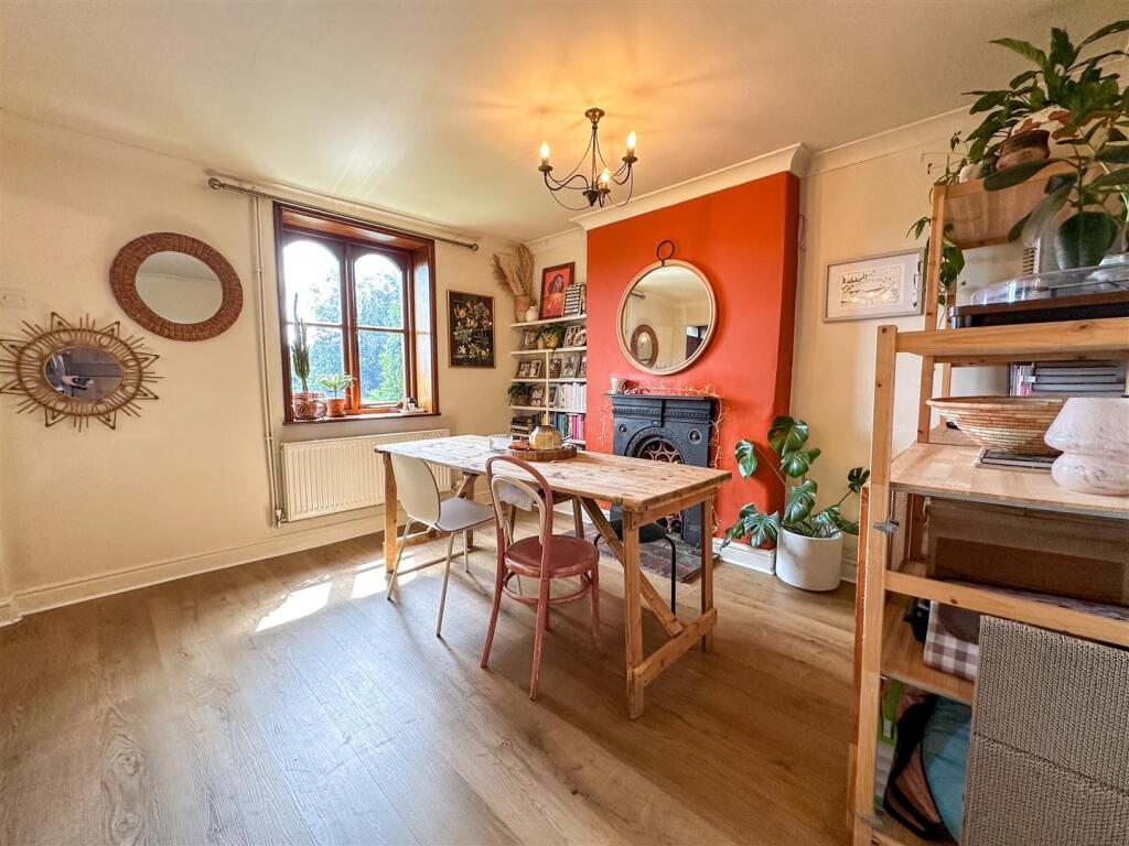 House in Stoke-on-Trent - View 4