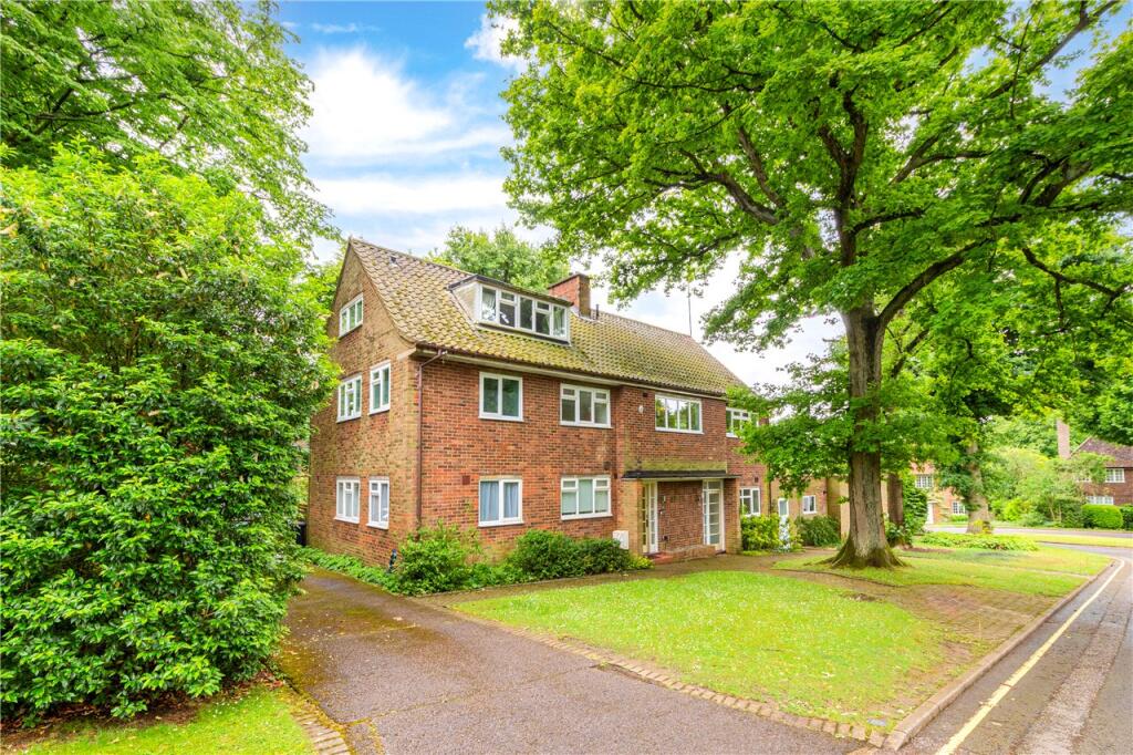 The Glade, Welwyn Garden City, Hertfordshire, AL8