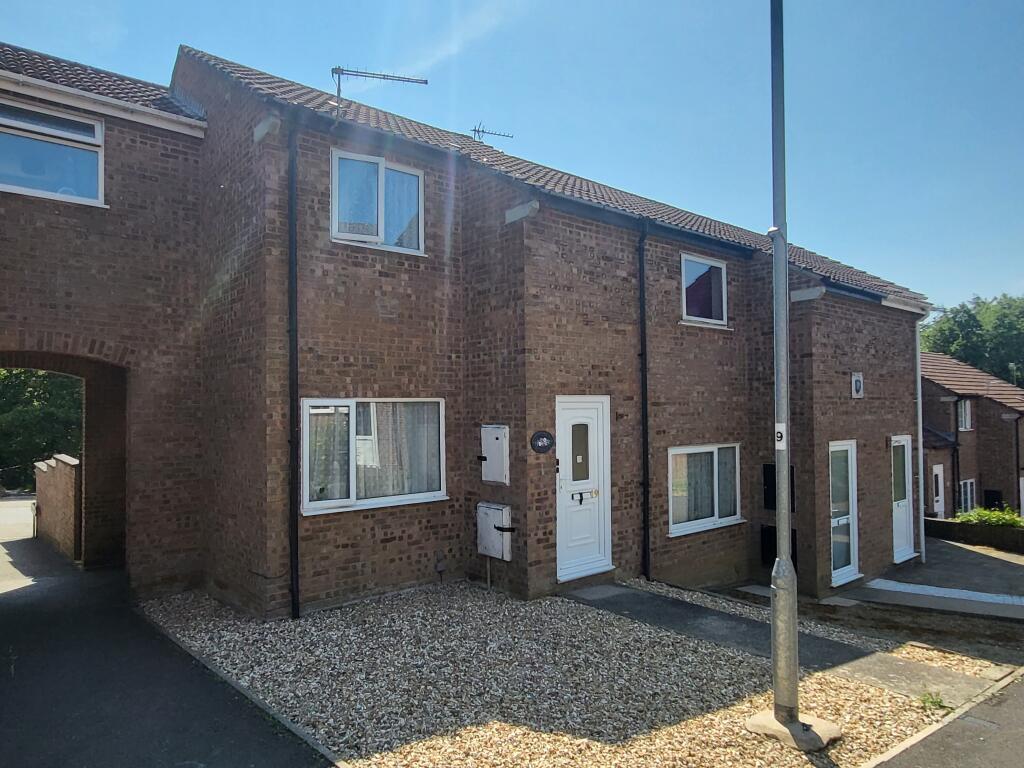 2-bed terraced on Treefield Walk, Whiddon Valley, Barnstaple, EX32, £175,000